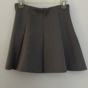 H&M Gray Skater Skirt - Size Small